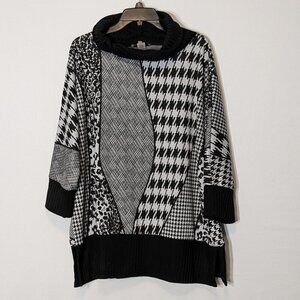 SHARON YOUNG Black & White Multi Pattern Heavy Cowl Neck Sweater; Size XL